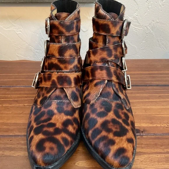 ‼️TOGA PULLA ‘ARCHIVE’ LEOPARD CALFSKIN FOUR STRAP WESTERN BOOTIE‼️ - Picture 2 of 12